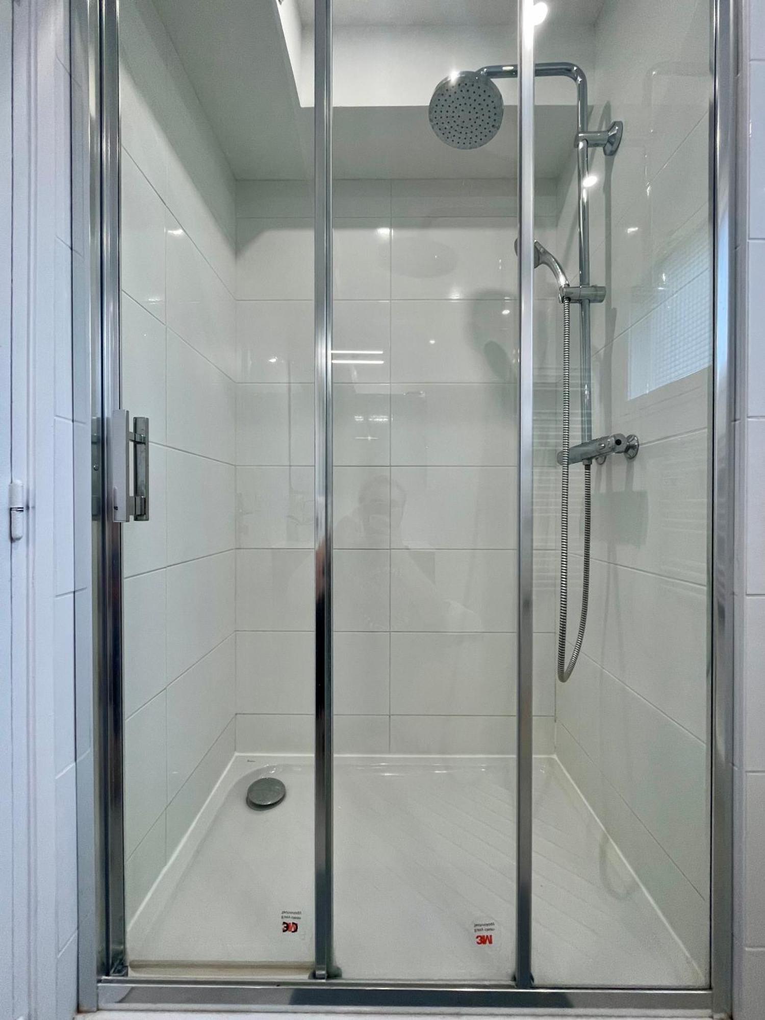 Bngo I Le Spacieux I 3 Chambres, 2 Salles De Bain, Parking Prive Gratuit, 8 Personnes, Vieux Lyon Hypercentre エクステリア 写真