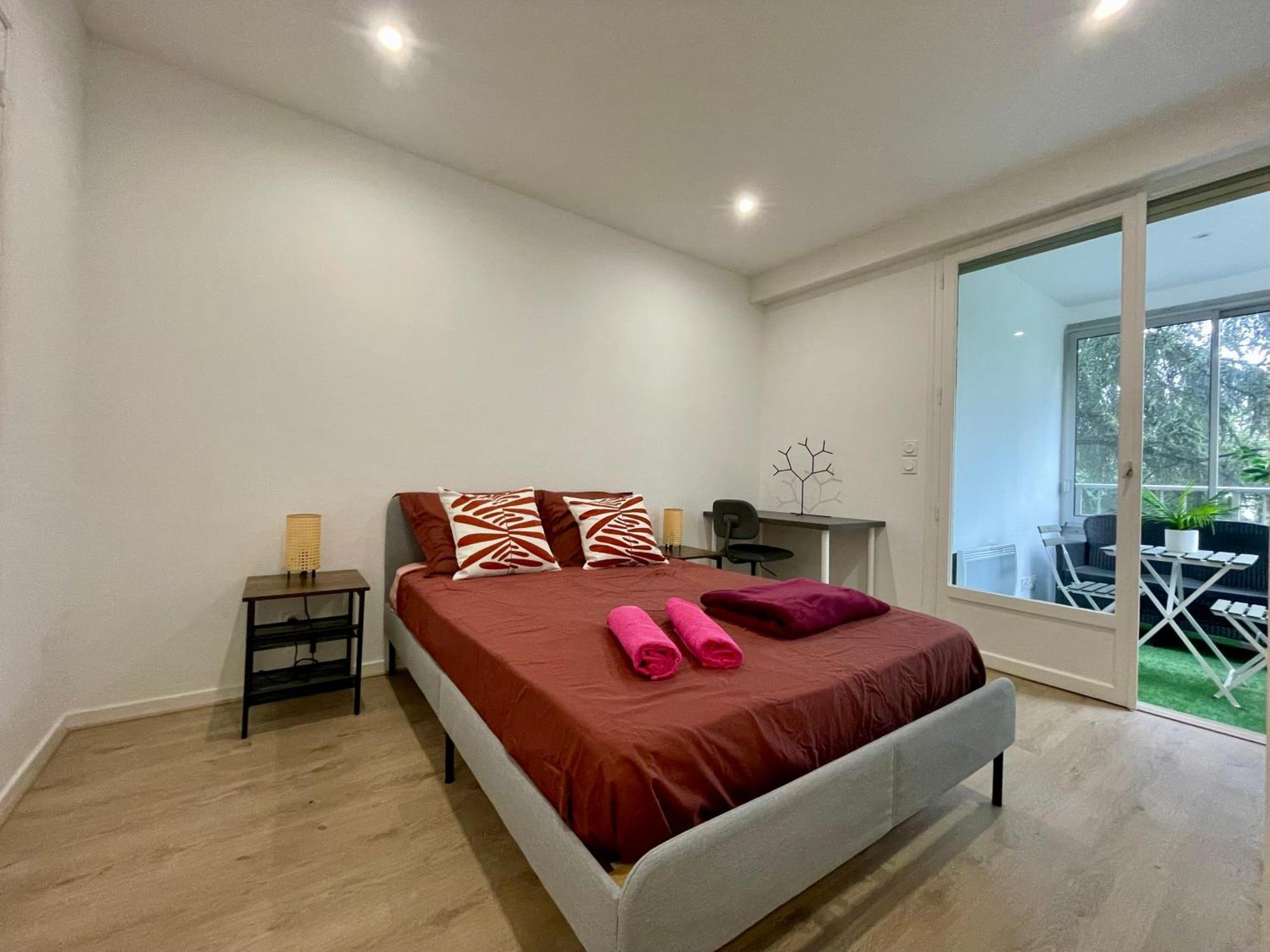 Bngo I Le Spacieux I 3 Chambres, 2 Salles De Bain, Parking Prive Gratuit, 8 Personnes, Vieux Lyon Hypercentre エクステリア 写真