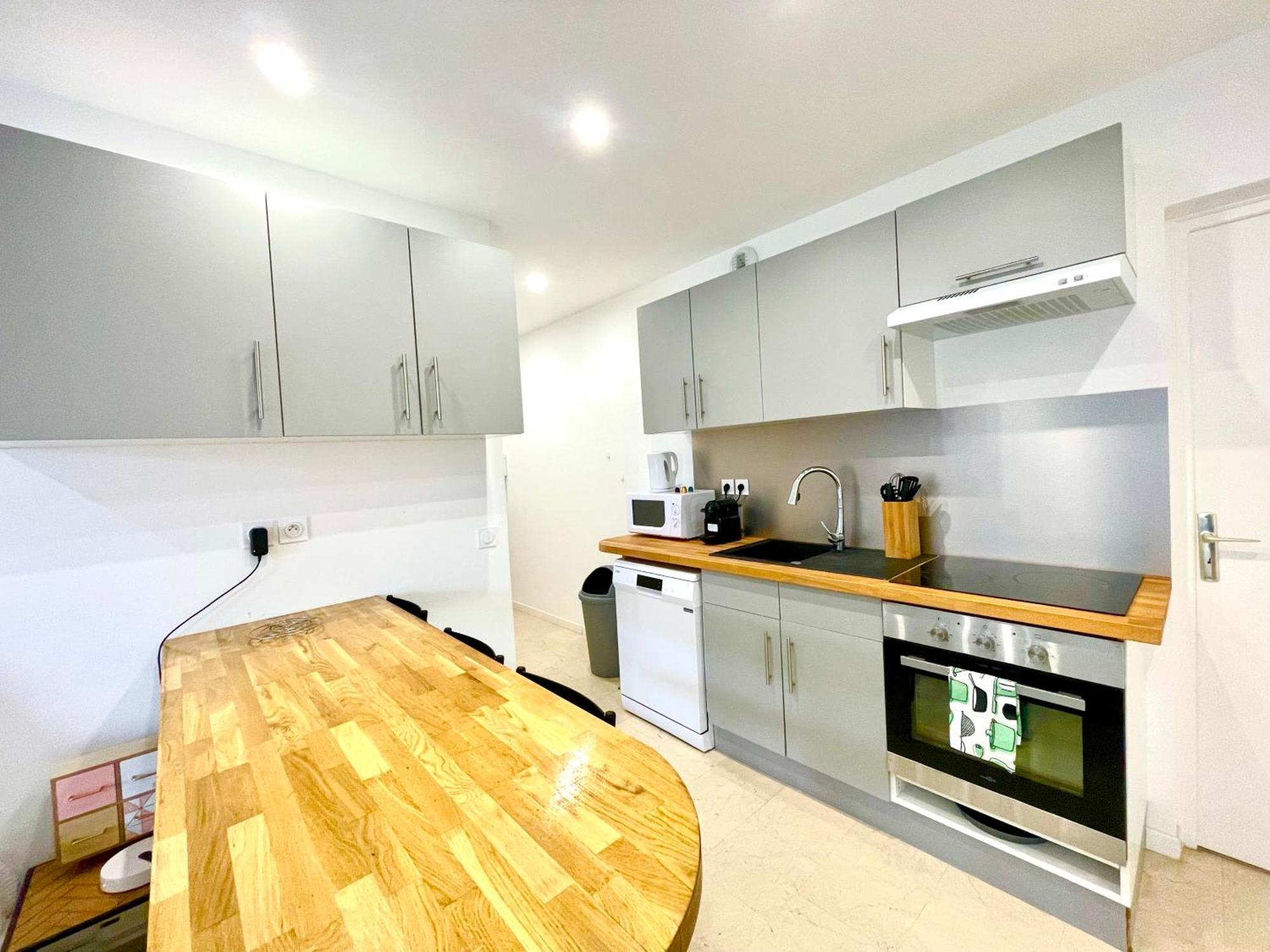 Bngo I Le Spacieux I 3 Chambres, 2 Salles De Bain, Parking Prive Gratuit, 8 Personnes, Vieux Lyon Hypercentre エクステリア 写真